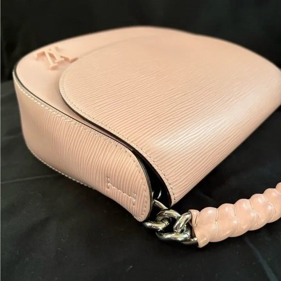 LOUIS VUITTON Epi Luna Rose Ballerine *EUC - Picture 6 of 10